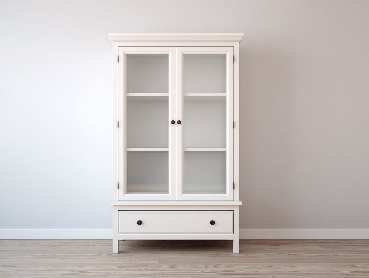 Vitrinen - Holz und Glas - 100 x 45 x 190 cm - Weiß - Klassisches Design mit 2 Glastüren und 1 Schublade